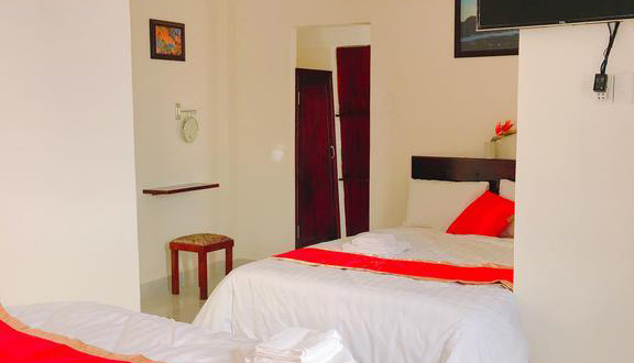 Đồi Mây Hotel