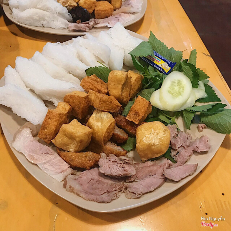 Bún đậu + thịt luộc + chả cốm