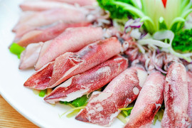 Mực trứng hấp