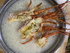 Cháo tôm hùm