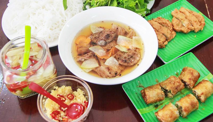 Family Suky - Bánh Xèo & Bún Chả Hà Nội