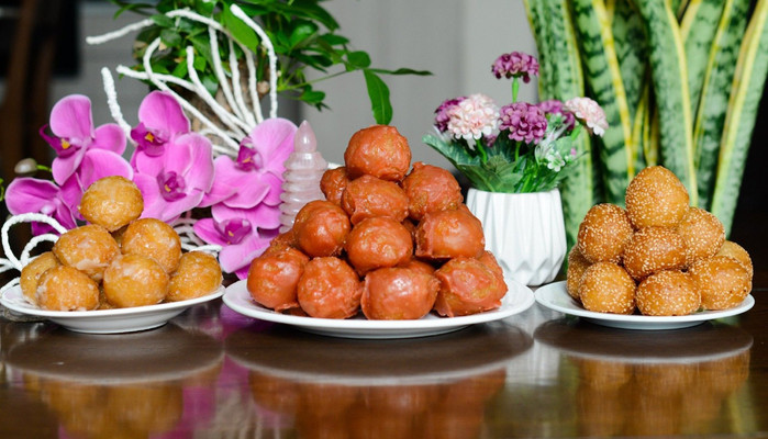 Donuts Ba - Bánh Rán & Bún Đậu Mẹt