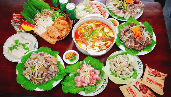 Phở Vũ Gia Truyền - Phở Bò Bát Đá & Lẩu Bò - Trần Hưng Đạo