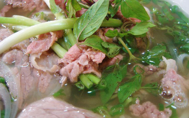 Phở Hoa - Trần Phú