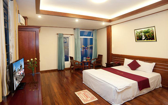 Phương Tâm Hotel - Bạch Đằng