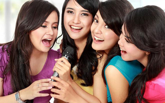 Út Thúy Karaoke