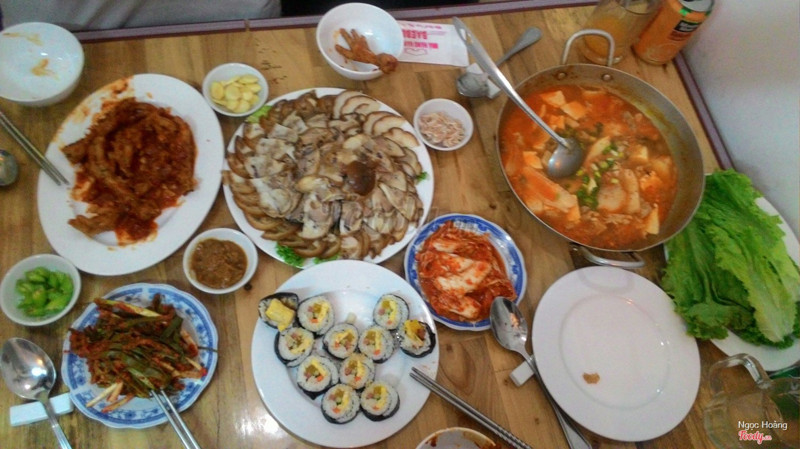 Canh kimchi