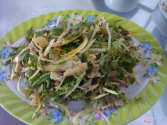 Gà xé trộn