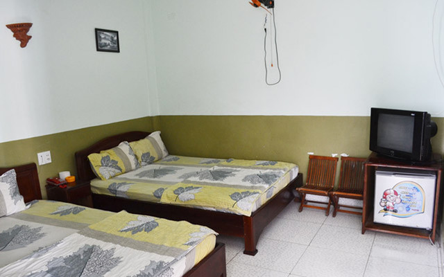 Á Châu Hotel