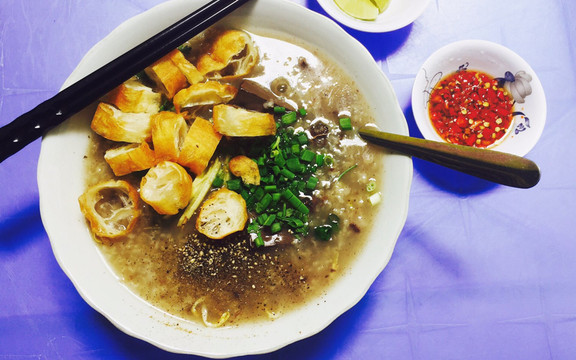 Cháo Lòng Lề Đường