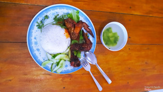 Cơm cánh gà nướng