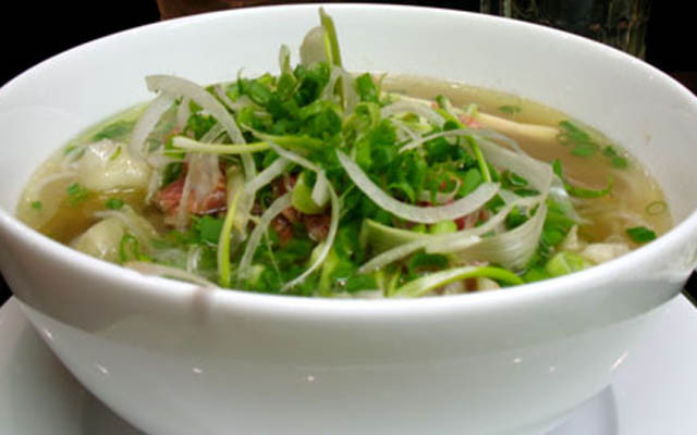 Quán Phở Biên - 1 Lê Văn Hưu