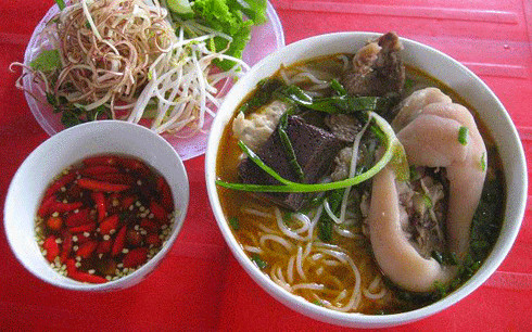 Bún Bò Giò Heo