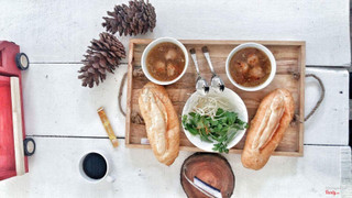 Bánh mì xíu mại MistyForest