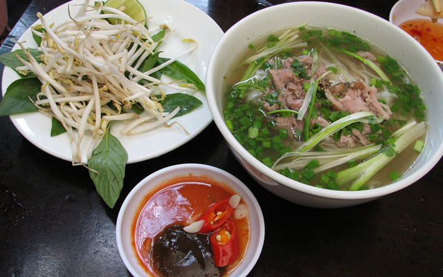 Phở Thìn - Lê Trực