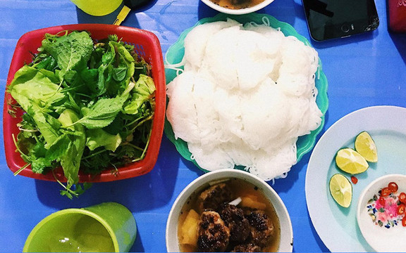 Bún Chả Đường Hầm