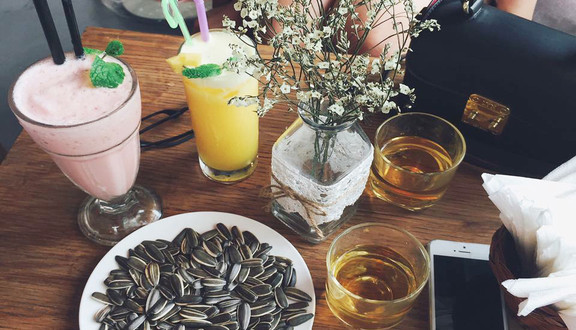 Thính Coffee - Tôn Thất Tùng