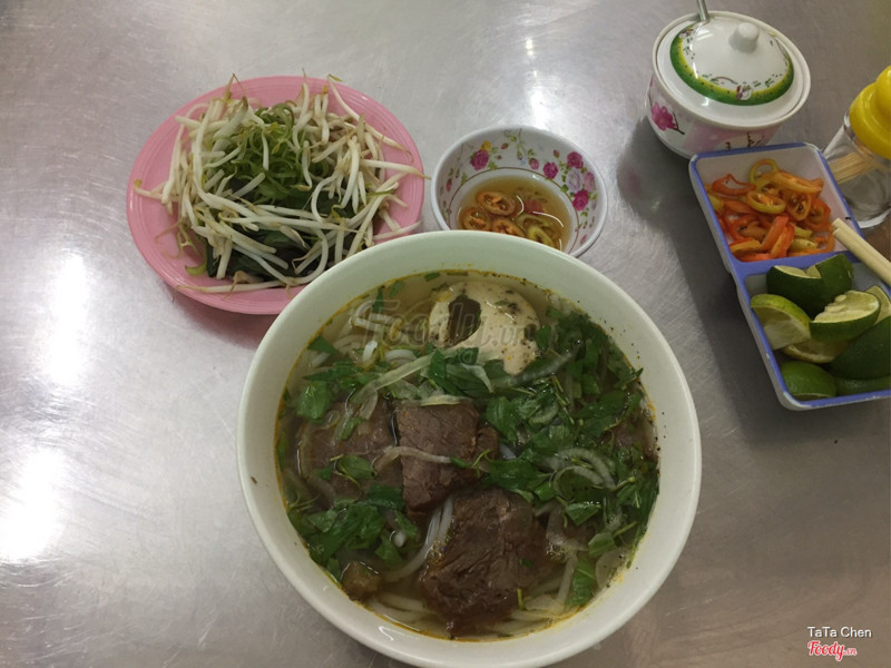 Bún bò Huế