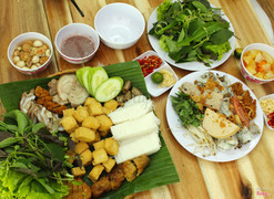 Bún đậu tá lả và Bánh cuốn