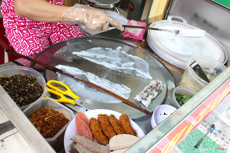 Bánh cuốn làm tại chỗ