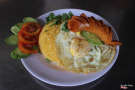 Cơm Xúc Xích + Trứng 20k