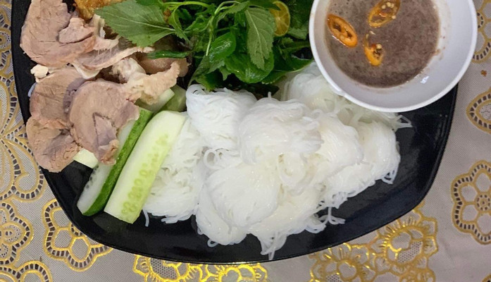 Bếp Mẹ Nấm - Cơm Tự Chọn & Phở Bò