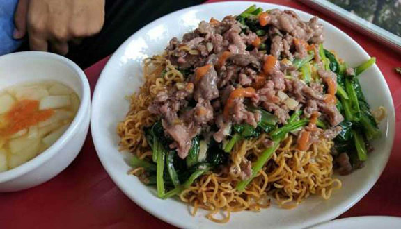 Mì Xào Bò Bình Tây