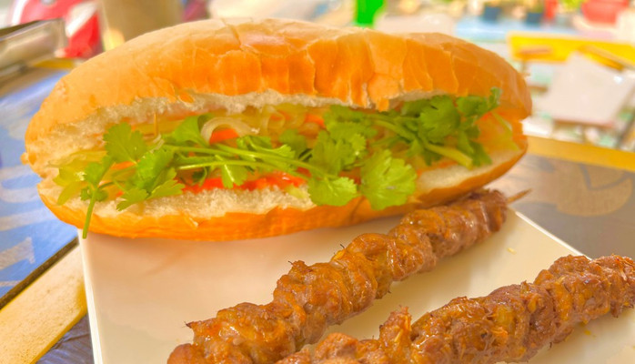 Bánh Mì Xiên Nướng BonBon Võ Thị Sáu - Bánh Mì Thịt Nướng - Võ Thị Sáu