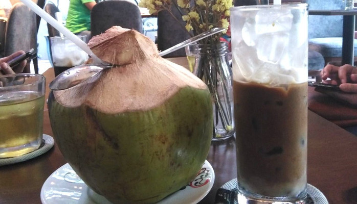 Hi - End Cafe - Nguyễn Văn Thủ