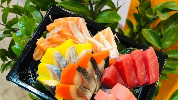 QQ Food - Sushi, Sashimi & Bento - Ngọc Lâm