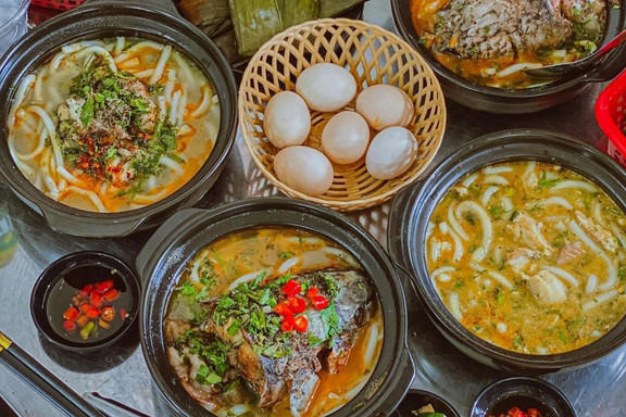 Bánh Canh Vĩnh Phú - 135 Hoàng Diệu