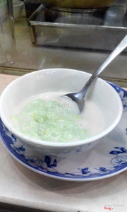 Chén chè bắp