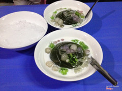 Thạch trà xanh thơm mát.