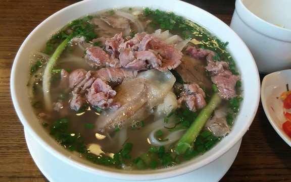 Phở Lý Quốc Sư - Royal City