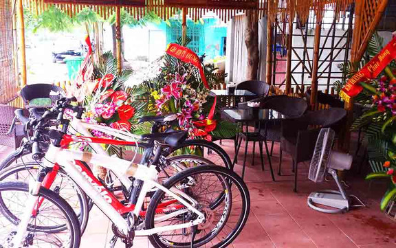 UK Bike Coffee - Cafe Xe Đạp