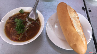 Bò sốt vang 30k