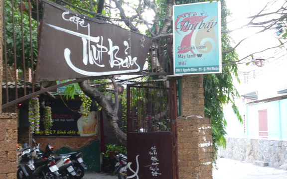 Thứ Bảy Cafe