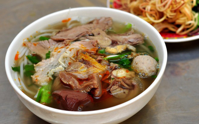 Thành Tâm - Bún Bò & Cơm Hến