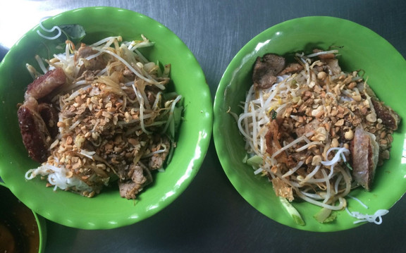 Bún Thịt Xào - Lý Tự Trọng