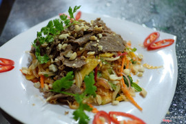 Bò bóp thấu tái chanh