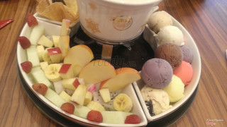 Lẩu kem dành cho 4 người ăn