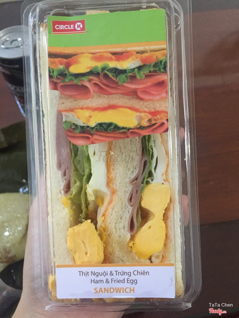 Sandwich thịt nguội & trứng chiên