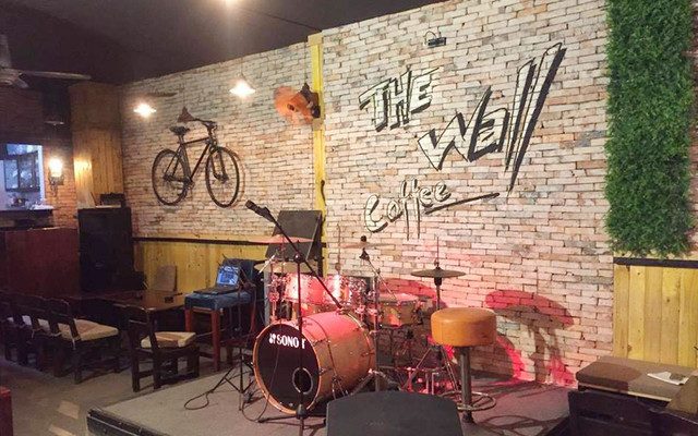 The Wall Coffee