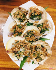 Sò điệp nướng mỡ hành