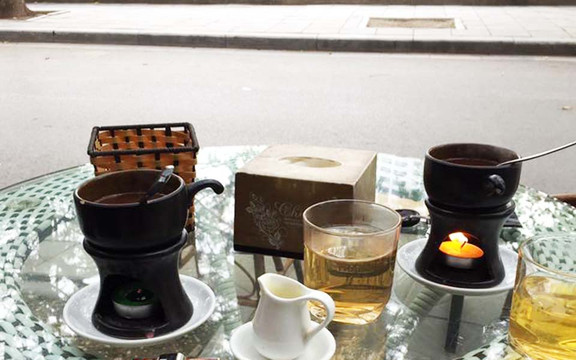 Quê Tôi Coffee