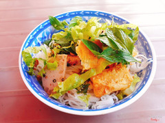 Bún thịt nướng