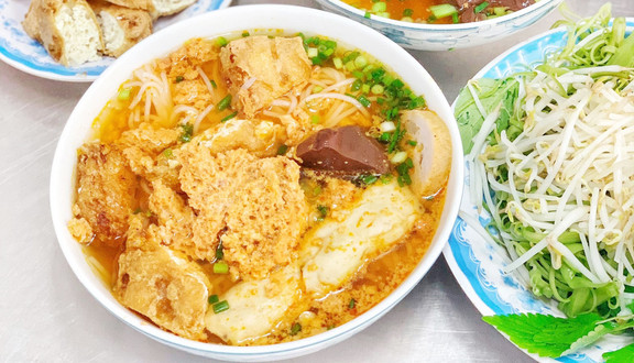 Cô Hương - Gỏi Cuốn & Bún Riêu