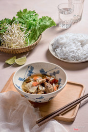 Bún chả (kebab rice noodle)