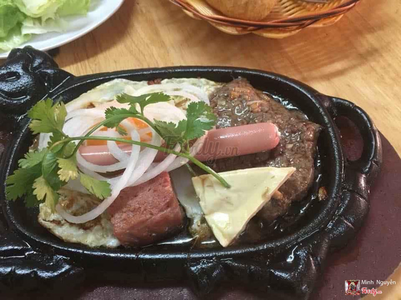 Bò bít tết đặc biệt