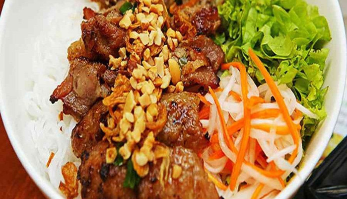 Ghiền Bún Thịt Nướng - Ăn Vặt - Quang Trung